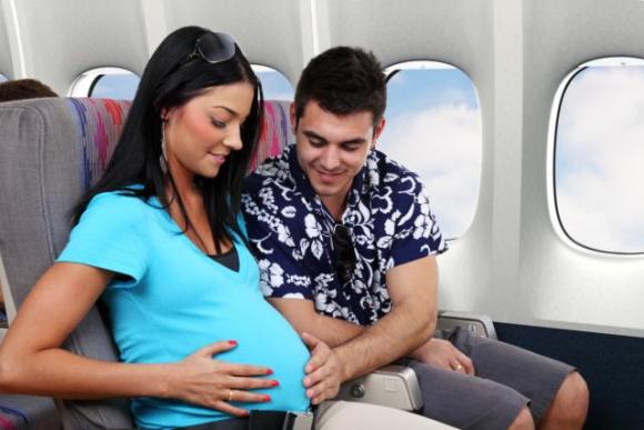 Zika: Advierten a embarazadas sobre el riesgo de viajar 