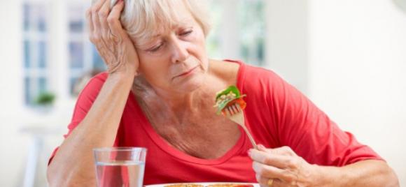 Adultos Mayores: La depresión aumentaría el riesgo de enfermedades cardíacas y ACV