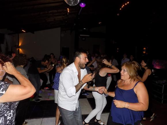 FOTOS SHOW GUSTAVO SANTILLAN EN ¨PARRILLA GB¨