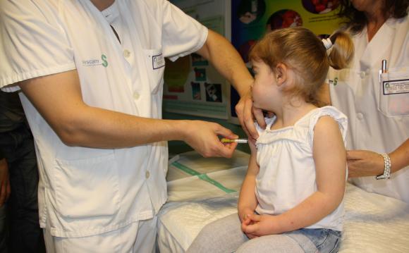 La Pcia. de Buenos Aires pondrá en marcha una campaña de vacunación en niños y embarazadas