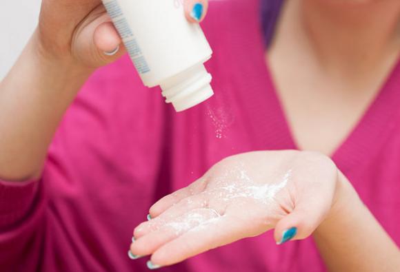 ¿Existe relación entre el talco y el cáncer de ovario?