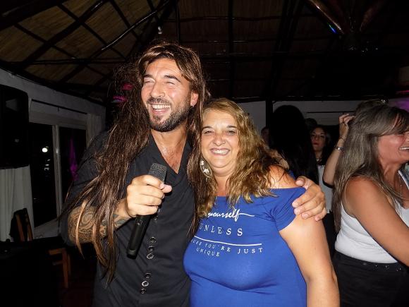 FOTOS SHOW GUSTAVO SANTILLAN EN ¨MOMBAY¨