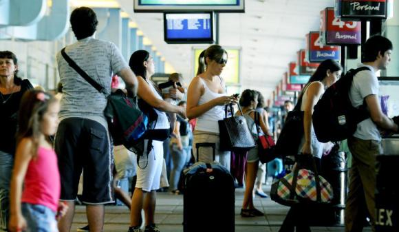 Piden reforzar cuidados frente al dengue a viajeros que se trasladen en semana santa
