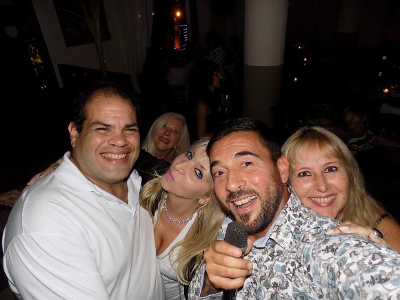 FOTOS SHOW GUSTAVO SANTILLAN EN ¨VIVANCO¨