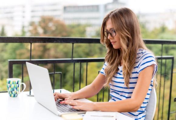 Vinculan depresión con uso abusivo  de redes sociales