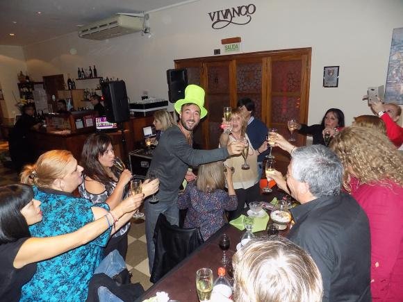 FOTOS SHOW GUSTAVO SANTILLAN EN ¨VIVANCO¨