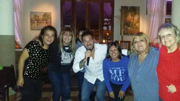 FOTOS SHOW GUSTAVO SANTILLAN EN ¨VIVANCO¨