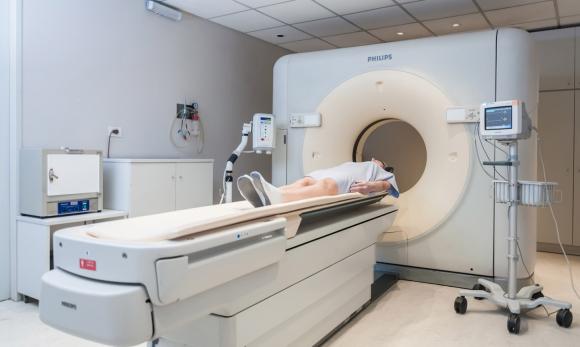 Proponen un control anual de los equipos médicos que emiten radiaciones