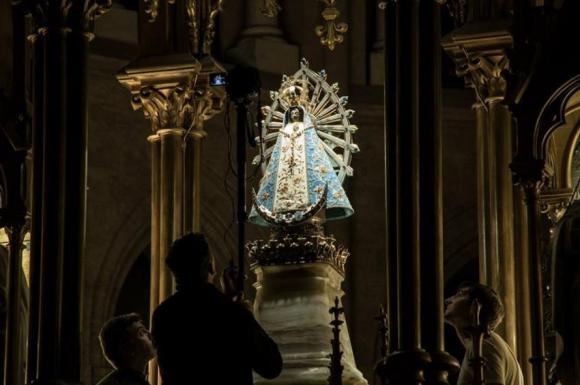 La basílica de Luján y 100 basílicas y santuarios del mundo unidas por el Santo Rosario
