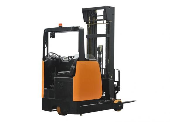 Alquiler de Apiladores Retráctiles 