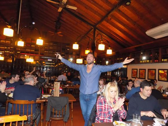 FOTOS SHOW GUSTAVO SANTILLAN EN ¨LA CANTINA DE MI TIO¨