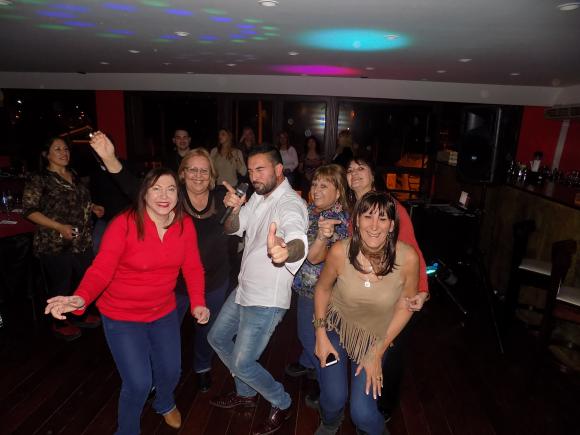 FOTOS SHOW GUSTAVO SANTILLAN EN ¨AMARRADOS¨