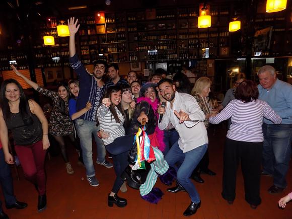 FOTOS SHOW GUSTAVO SANTILLAN EN ¨LA CANTINA DE MI TIO¨