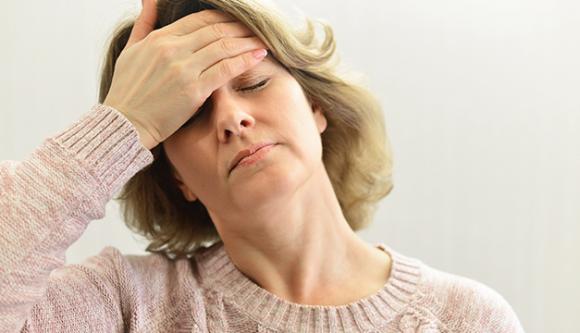 Es bajo el nivel de personas que consulta por dolores de cabeza