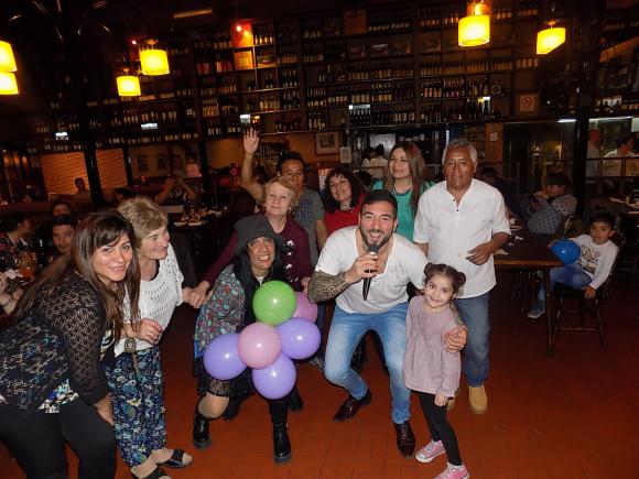 FOTOS SHOW GUSTAVO SANTILLAN EN ¨LA CANTINA¨