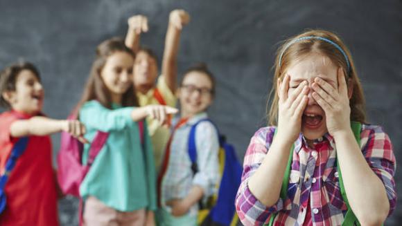 El Bullying escolar generalmente viene de la mano de un líder negativo 