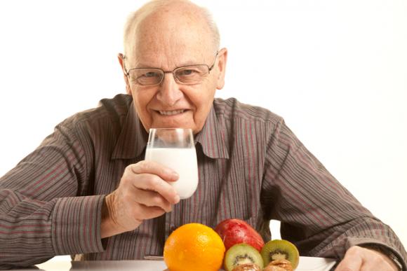 Recomendaciones para cuidar la alimentación en la tercera edad