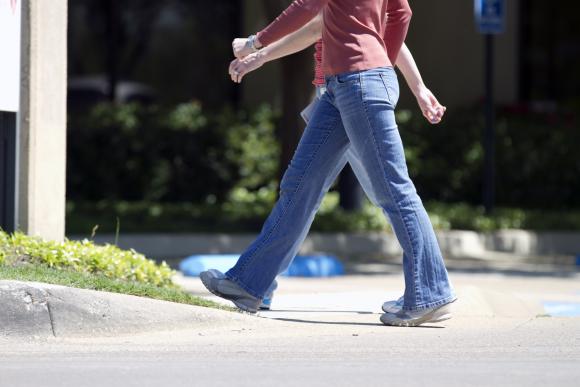 Diabetes tipo 2: Recomiendan caminar 10 minutos después de cada comida