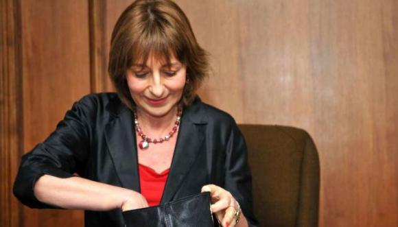 Se frena el proyecto para remover a Gils Carbó