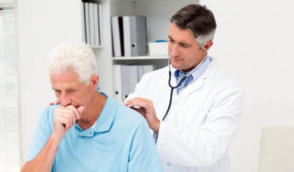 La vitamina E podría reducir hasta un 69% el riesgo de neumonía en adultos mayores