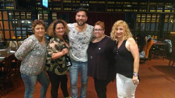 SHOW GUSTAVO SANTILLAN EN ¨LA CANTINA DE MI TIO¨