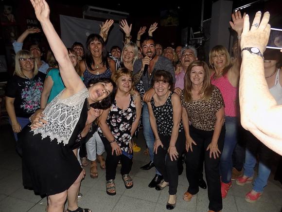 SHOW GUSTAVO SANTILLAN EN¨PRISCILLA¨