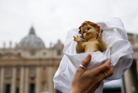 Francisco en el Ángelus: Un cristianismo que no está alegre, no es cristiano