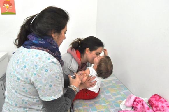 Horario de verano en el vacunatorio de la ex Casa Cuna