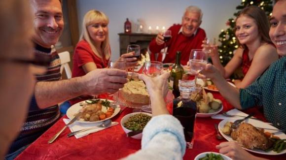 Consejos saludables para evitar los atracones de fin de año