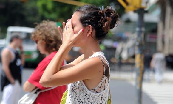 Se mantiene el alerta naranja, recomiendan tomar medidas contra el golpe de calor