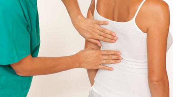 Los cambios meteorológicos no causarían dolor de espalda