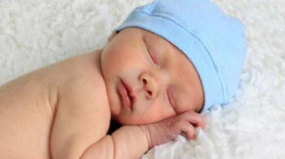 Por primera vez en 25 años la mortalidad infantil descendió a un dígito 