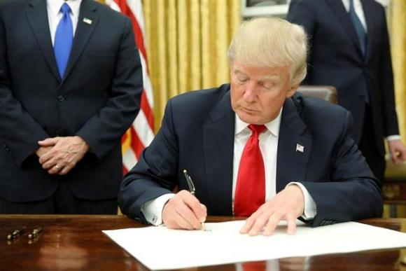 Estados Unidos: Trump prohíbe financiar abortos en el Exterior