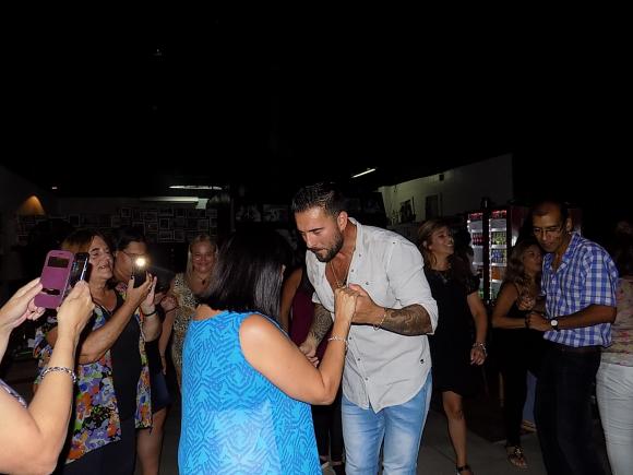FOTOS SHOW GUSTAVO SANTILLAN EN ¨PRISCILLA RESTO¨