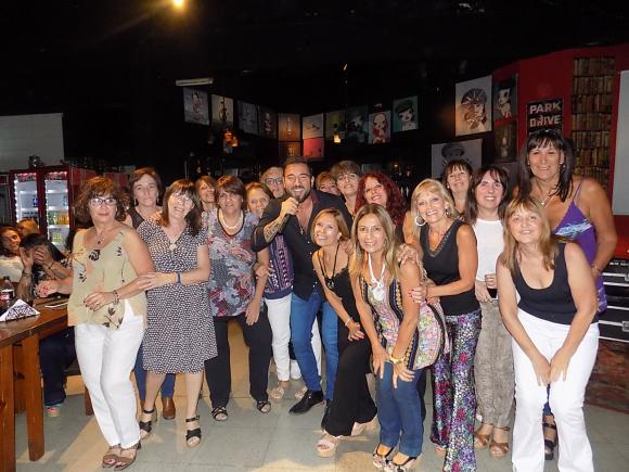 SHOW GUSTAVO SANTILLAN EN ¨PRISCILLA RESTO¨