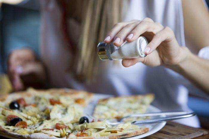 La mayoría desconoce la importancia de bajar el consumo de sal