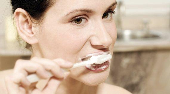 Una buena higiene bucodental ayuda a prevenir la artritis reumatoide