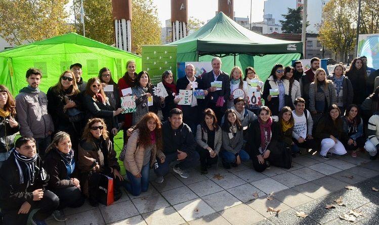 Conmemoraron el Día Mundial sin Tabaco junto alumnos de escuelas de La Plata