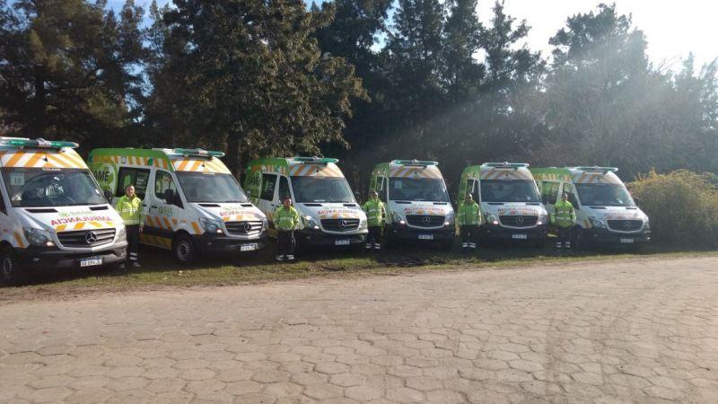 Pcia. Buenos Aires: Entregan ambulancias de alta complejidad a 5 regiones sanitarias