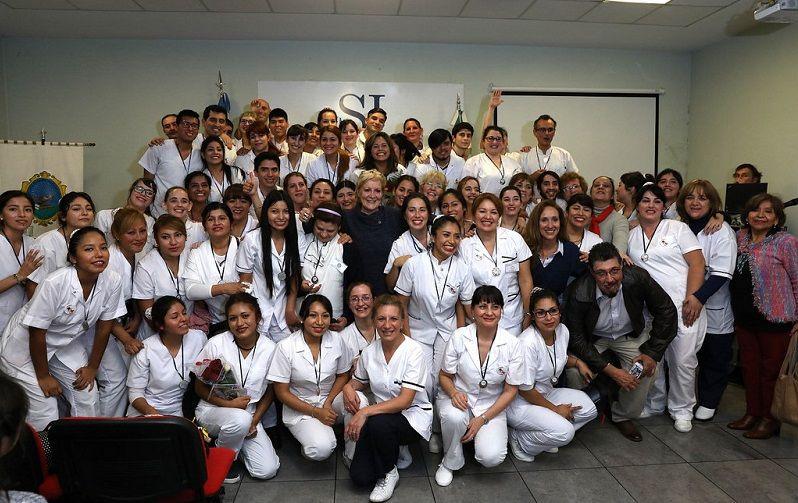 Egresó una nueva camada de la Escuela de Enfermería Sor Camila Rolón de San Isidro