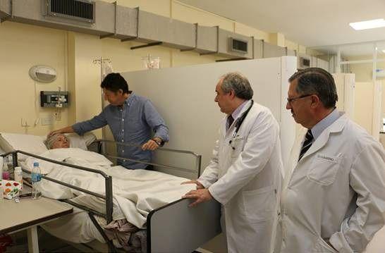 Posse recorrió la renovada sala de internación del Hospital de Boulogne