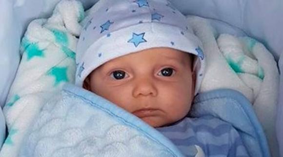 “Hospital del Papa” se ofrece a recibir al bebé Charlie Gard