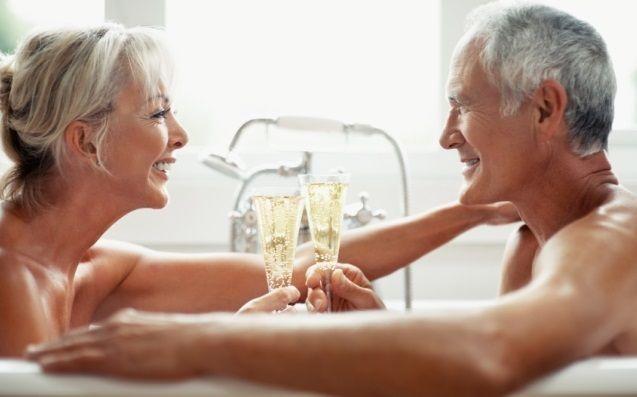 La actividad sexual baja el deterioro cognitivo en adultos mayores