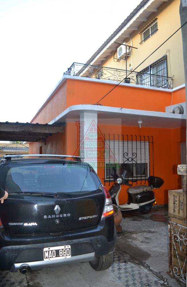 Dos casas (Ph) 4 y 2 ó 3 ambientes (Beccar)