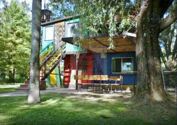 Casa 4 ambientes, Isla (Tigre)