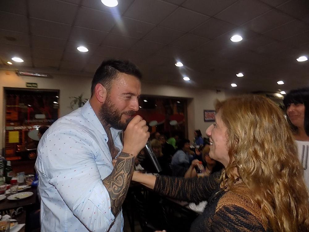 SHOW GUSTAVO SANTILLAN EN ¨ QPIZZA SAN FERNANDO¨