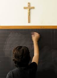 Mons. Aguer lamentó que quieran volver a instalar el tema de la ¨enseñanza laica¨