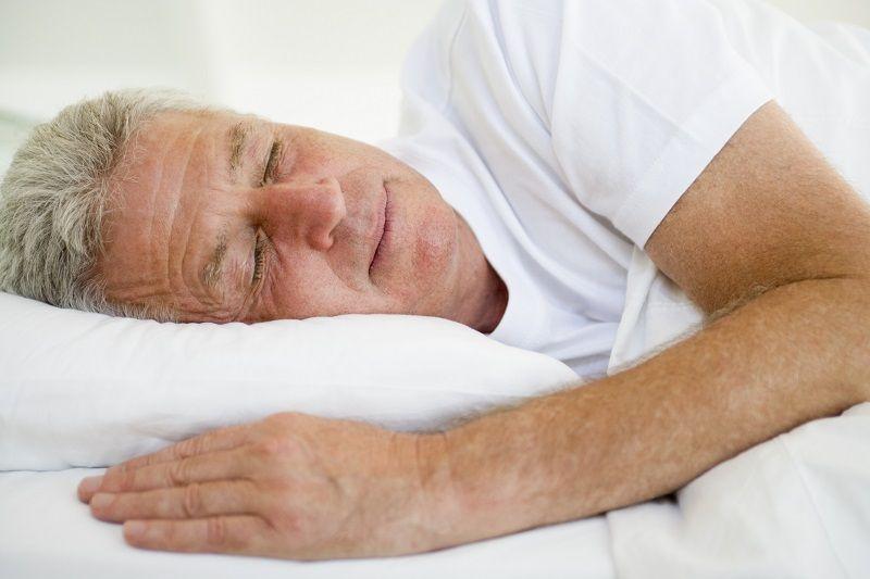 Una de cada 3 adultos mayores tomarían somníferos