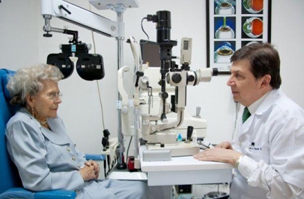 Asocian la operación de cataratas con mayor esperanza de vida en mujeres mayores