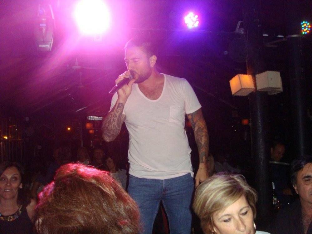 SHHOW GUSTAVO SANTILLAN EN ¨CATALEJO¨